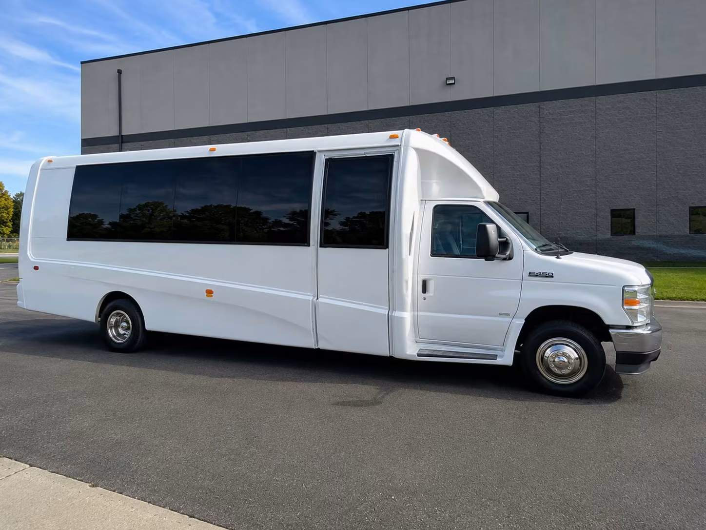 20 passenger minibus
