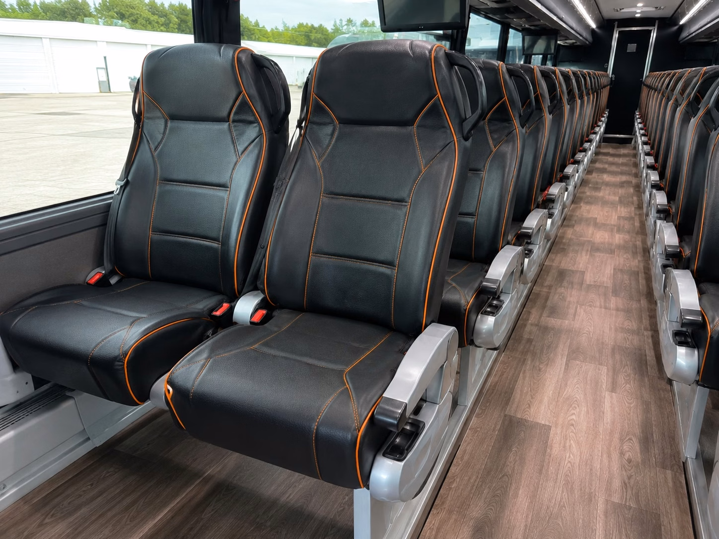 corporate sporting event shuttle services for pueblo businesses and organizations